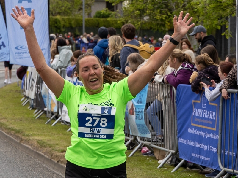 Happy 5k lady IMG 5785